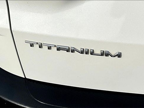 Used 2021 Ford Escape Titanium w/ Class II Trailer Tow Package image 34