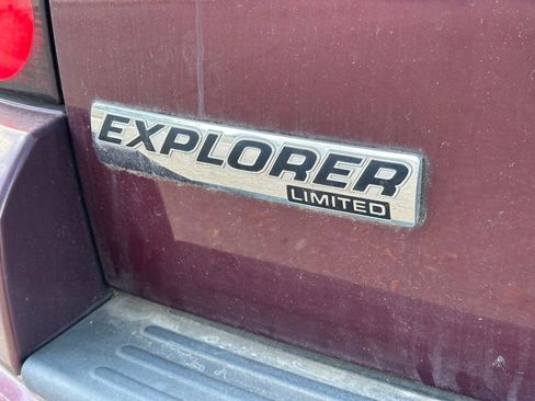 Used 2006 Ford Explorer Limited image 13