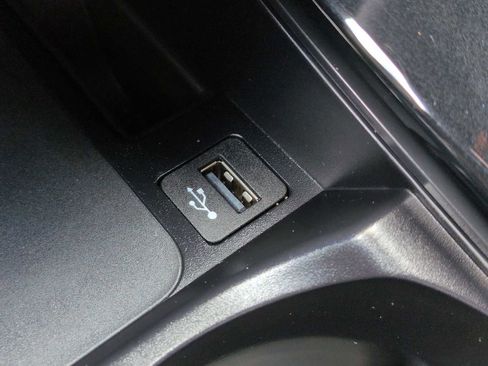 Used 2023 BMW X3 M40i w/ Premium Package image 32