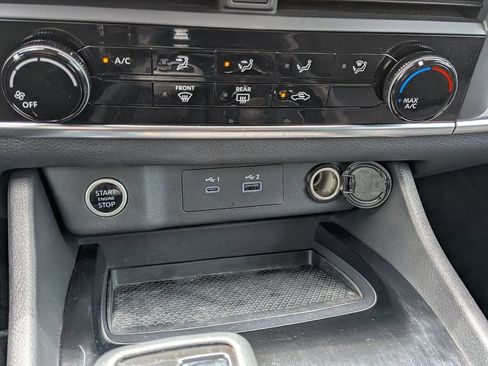 Certified 2023 Nissan Rogue S FWD image 22