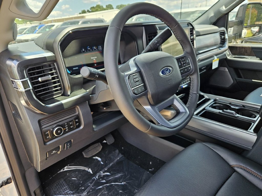 New 2026 Ford F350 Lariat w/ FX4 Off-Road Package AWD/4WD image 10