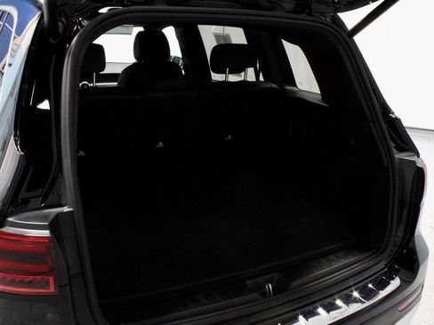 Used 2025 Mercedes-Benz GLB 250 GLB 250 image 13