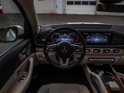 Used 2022 Mercedes-Benz GLE 350 4MATIC image 28