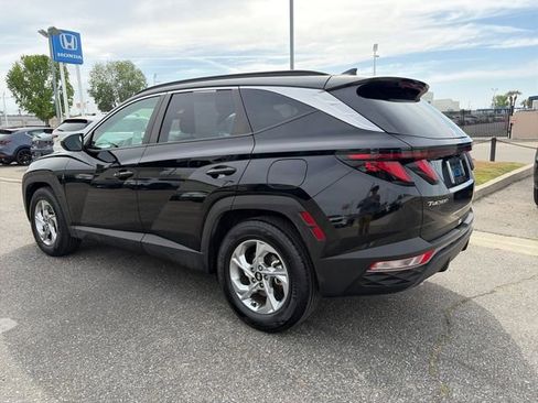 Used 2024 Hyundai Tucson SEL FWD image 3