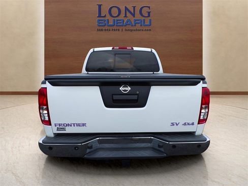 Used 2018 Nissan Frontier SV w/ Value Truck Package image 11