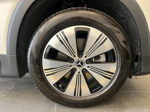 Used 2025 Mercedes-Benz EQB 300 4MATIC image 14