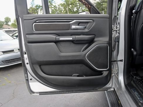 Used 2019 RAM 1500 Laramie w/ Sport Appearance Package AWD/4WD image 35
