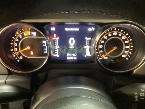 Used 2021 Jeep Wrangler Sport AWD/4WD image 30