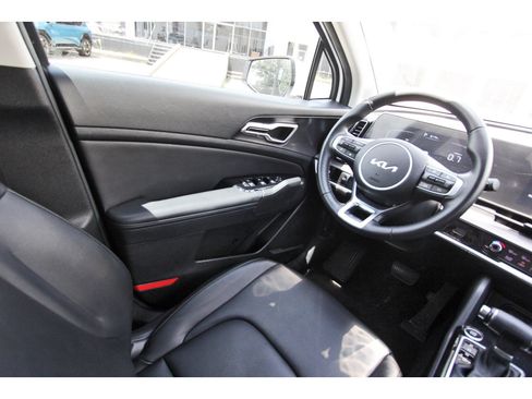 Certified 2023 Kia Sportage EX FWD image 11