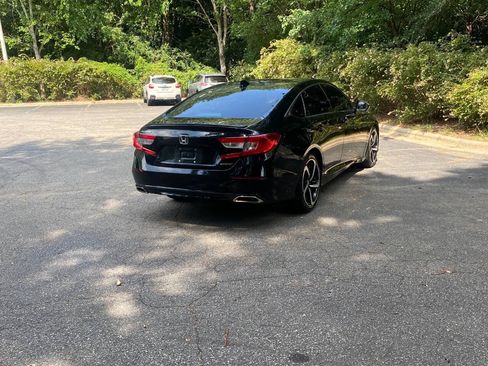 Used 2020 Honda Accord Sport image 5