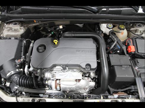 Used 2023 Chevrolet Malibu LT FWD image 20