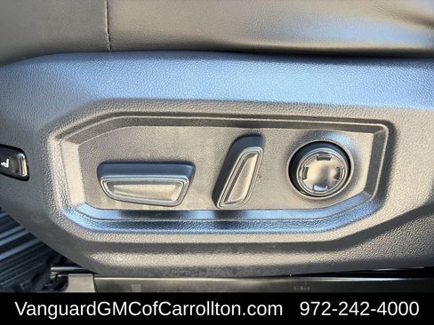 Used 2026 Toyota Sequoia Platinum AWD/4WD image 11