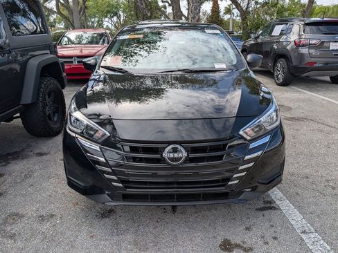 Used 2024 Nissan Versa S w/ Trunk Package image 2