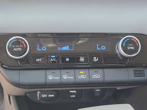 Certified 2025 Hyundai Elantra Hybrid FWD image 22