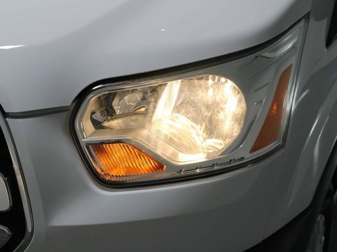 Used 2017 Ford Transit 350 XLT image 46