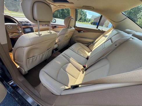 Used 2007 Mercedes-Benz E 320 BlueTEC Sedan image 38