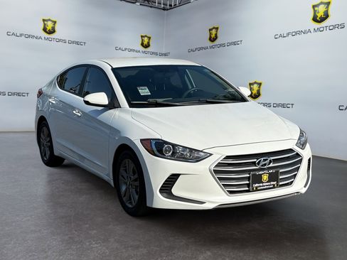 Used 2017 Hyundai Elantra SE image 7