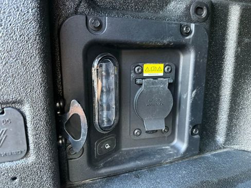 Used 2024 Ford Maverick Lariat w/ Black Appearance Package image 30