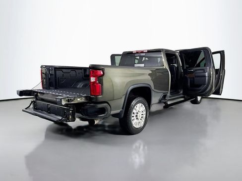Used 2023 Chevrolet Silverado 3500 High Country w/ Z71 Off-Road Package AWD/4WD image 26