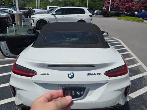 Used 2026 BMW Z4 M40i RWD image 6