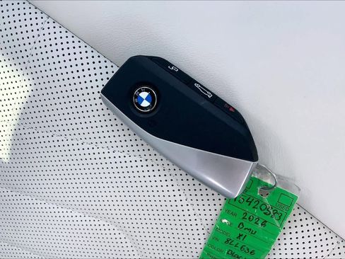 Used 2026 BMW X1 xDrive28i w/ Technology Package image 28