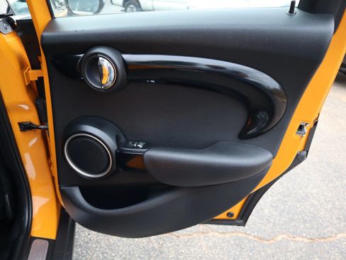 Used 2015 MINI Cooper S FWD image 17