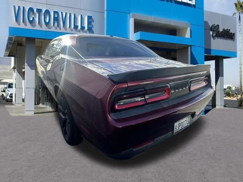 Used 2019 Dodge Challenger SXT w/ Blacktop Package RWD image 7