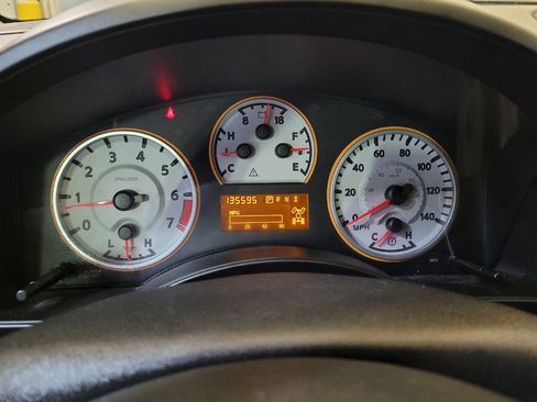 Used 2015 Nissan Titan PRO-4X w/ Pro-4x Luxury Package image 23