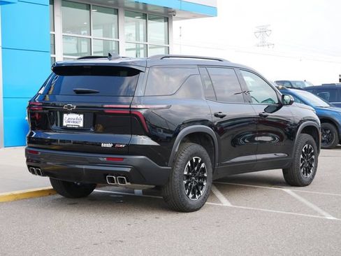 Used 2025 Chevrolet Traverse Z71 w/ Enhanced Driving Package AWD/4WD image 26