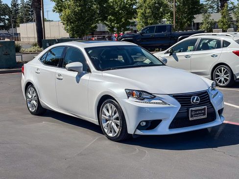 Used 2016 Lexus IS 200t RWD image 5