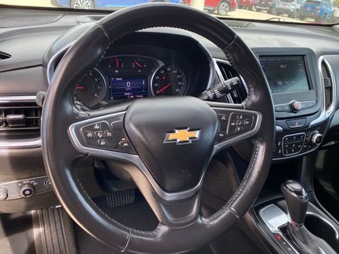 Used 2020 Chevrolet Equinox LT w/ Driver Convenience Package FWD image 12