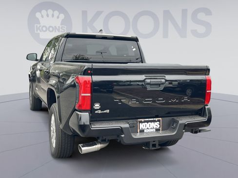 New 2025 Toyota Tacoma SR5 image 4