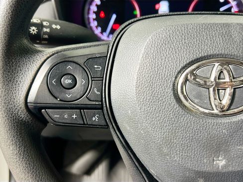 Used 2024 Toyota RAV4 LE FWD image 18