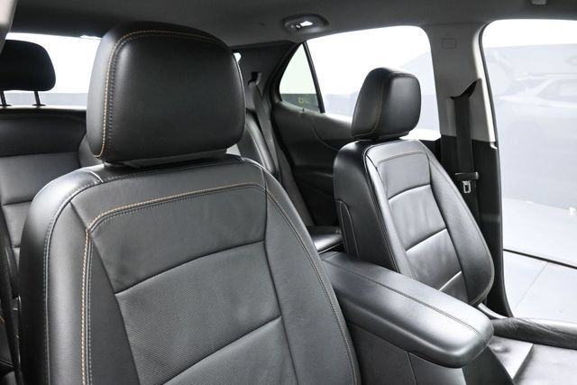 Used 2018 Chevrolet Equinox Premier FWD image 28