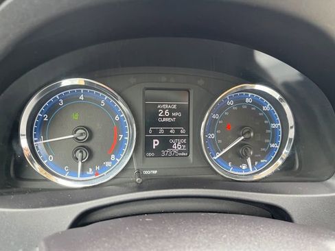 Used 2019 Toyota Corolla LE w/ Body Protection Package FWD image 21
