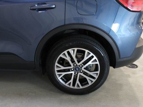 Used 2020 Ford Escape SEL AWD/4WD image 30