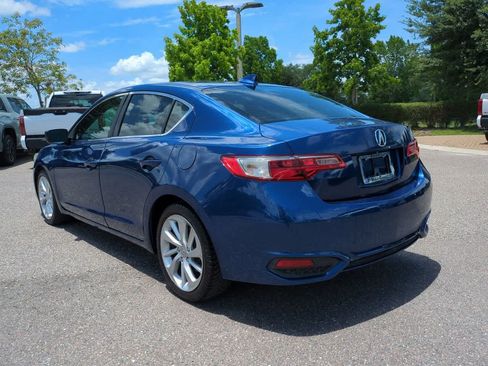 Used 2016 Acura ILX FWD image 4
