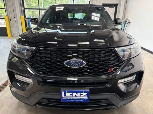 Used 2022 Ford Explorer ST w/ ST Street Pack AWD/4WD image 3