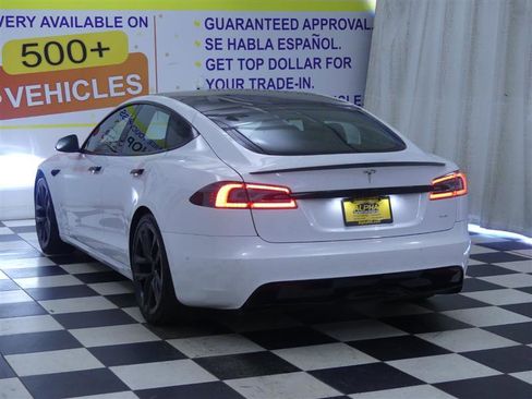 Used 2021 Tesla Model S Plaid image 4