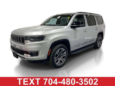 Used 2024 Jeep Wagoneer Series II AWD/4WD image 1