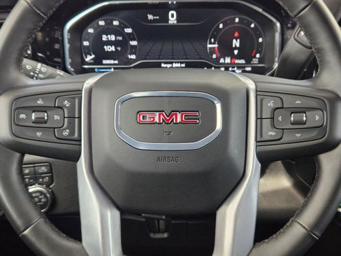 Used 2025 GMC Sierra 1500 SLT AWD/4WD image 16