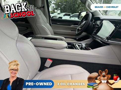 Used 2022 Jeep Wagoneer Series II w/ Convenience Group I RWD image 11