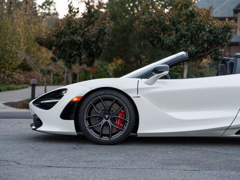 Used 2021 McLaren 720S Spider image 73