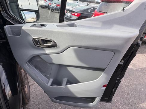 Used 2018 Ford Transit 150 130 Low Roof image 12