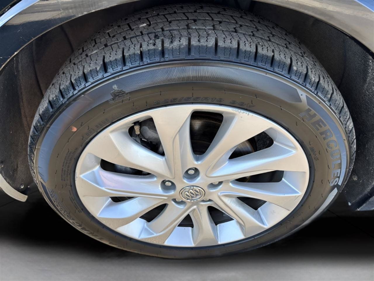 Used 2017 Buick Envision Essence AWD/4WD image 25