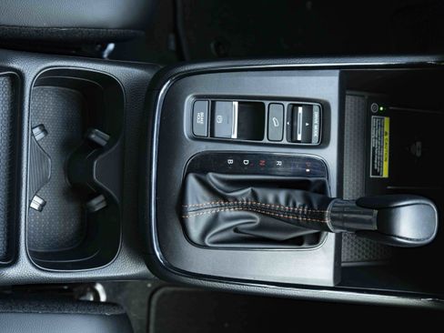 Used 2025 Honda CR-V Sport-L image 27