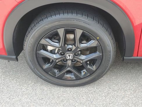 Used 2023 Honda HR-V Sport image 11