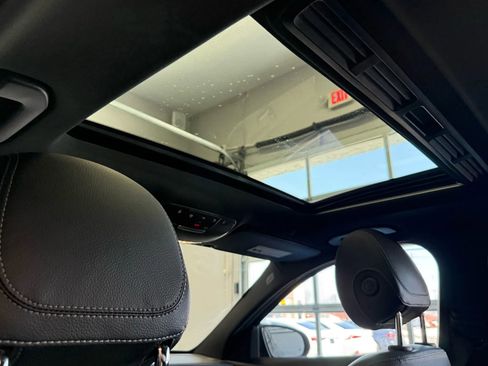 Used 2019 Mercedes-Benz C 300 4MATIC Sedan image 31