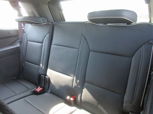 New 2026 GMC Yukon Elevation image 14