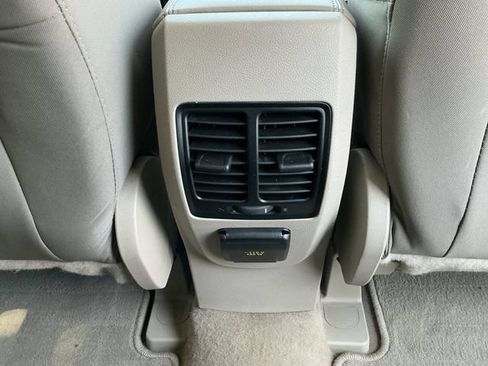 Used 2015 Ford Escape SE w/ Equipment Group 201A FWD image 24